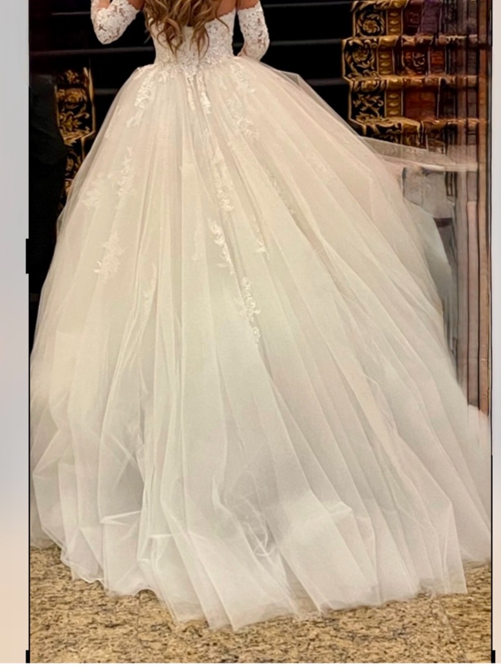 custom made Ivory Off-Shoulder Lace Ball Gown Wedding Dress size 2/4 - Picture 2 of 12